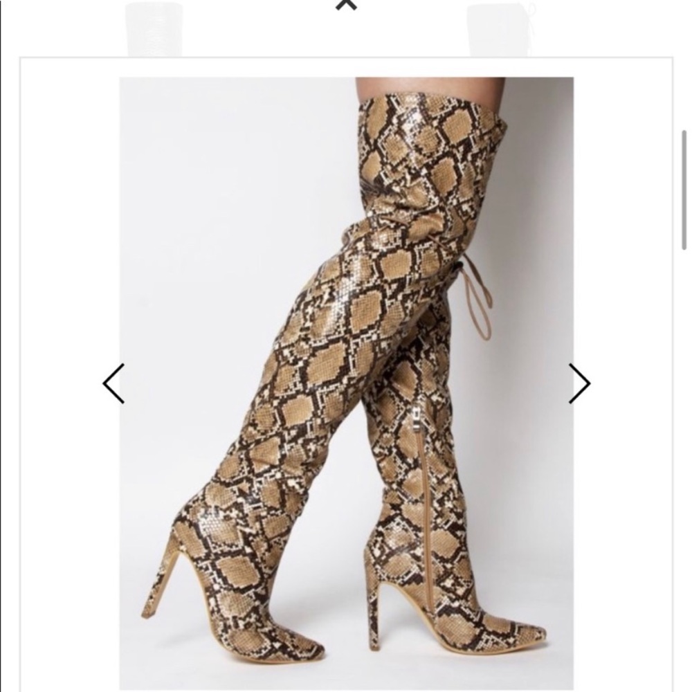 Thigh high snake skin - Picture 3 of 4